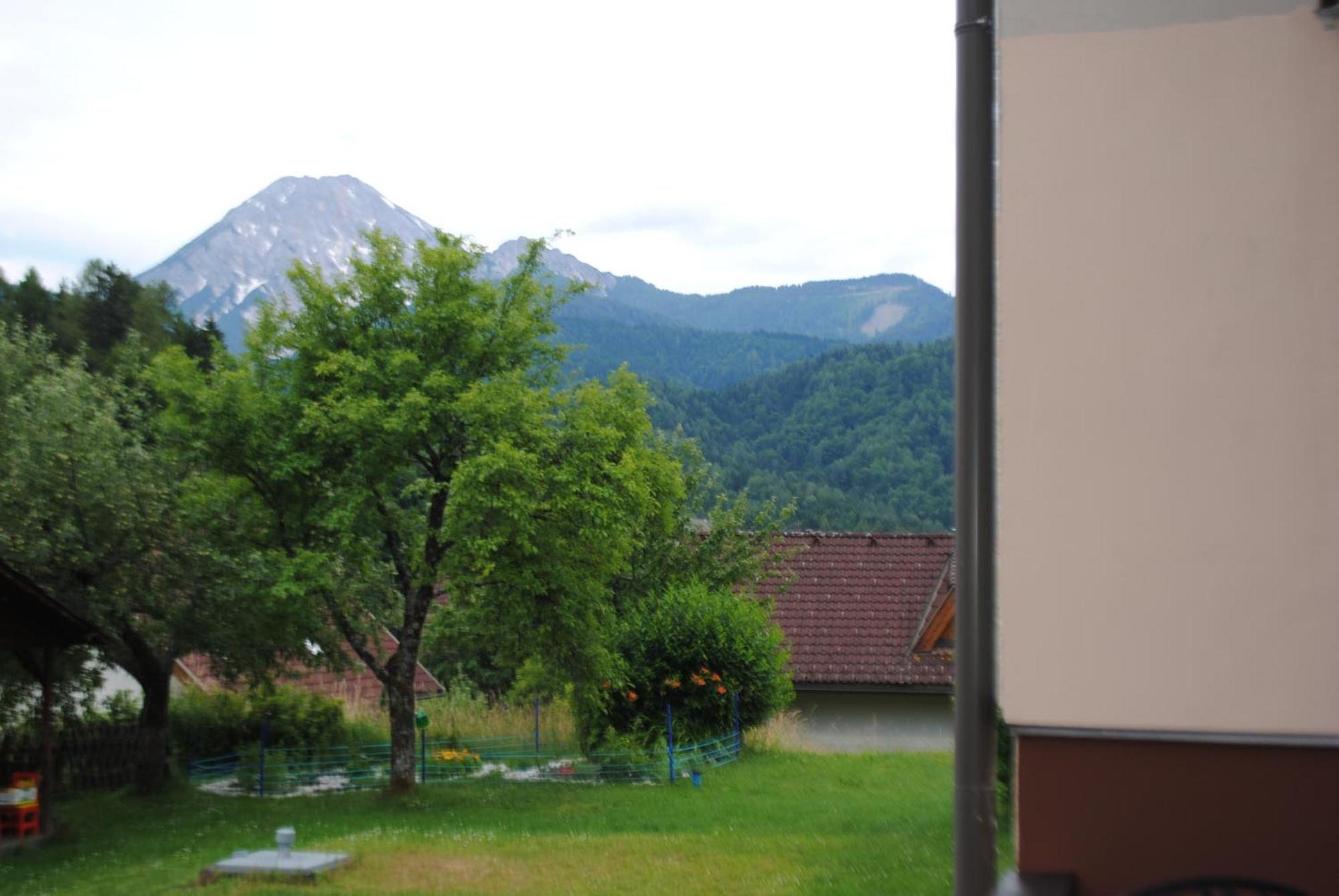 Ferienhaus Michor Latschach ober dem Faakersee Ngoại thất bức ảnh