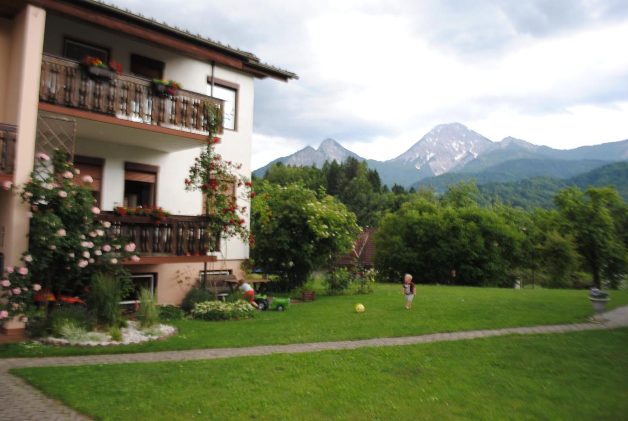 Ferienhaus Michor Latschach ober dem Faakersee Ngoại thất bức ảnh