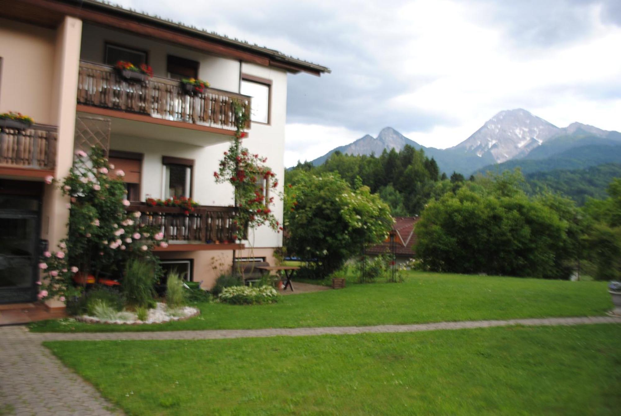 Ferienhaus Michor Latschach ober dem Faakersee Ngoại thất bức ảnh