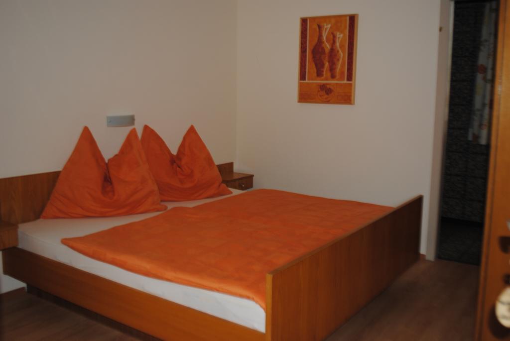 Ferienhaus Michor Latschach ober dem Faakersee Phòng bức ảnh